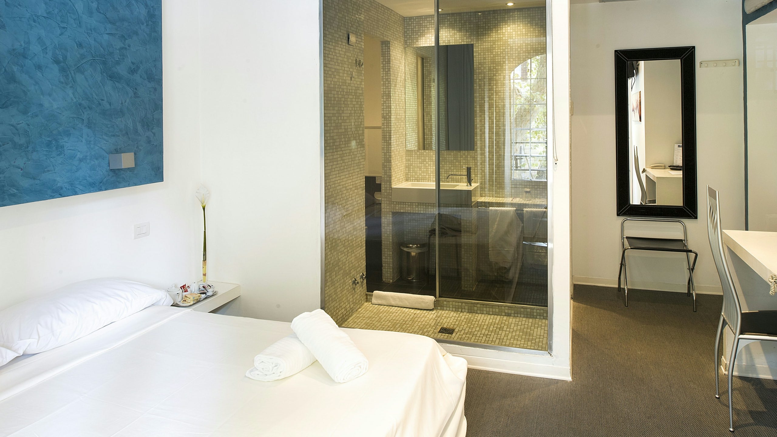 hotel-relais-san-pietro-rome-superior-room-01